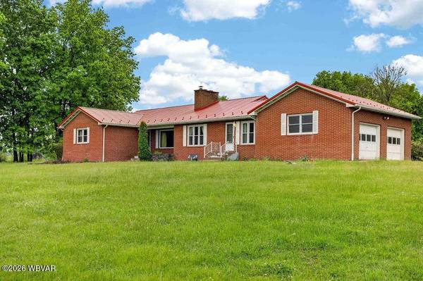 227 CARPENTERS LN, Muncy, PA 17756