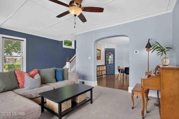 1212 PACKER ST, Williamsport, PA 17701