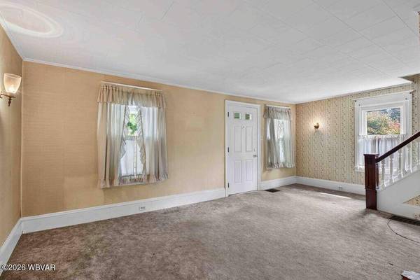 1227 PACKER ST, Williamsport, PA 17701