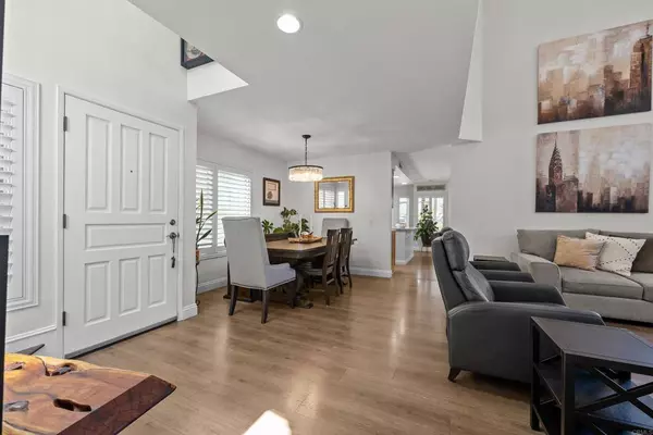 2040 Redwood, Vista, CA 92081