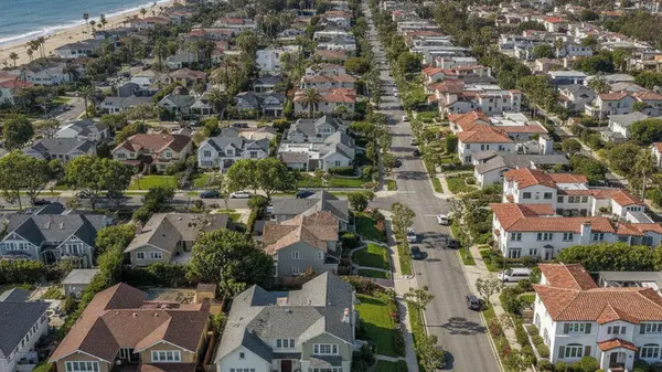 Comparing Real Estate in Long Beach, CA vs East Los Angeles for 2026 Buyers