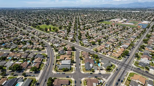 What to Know About Schools in Lakewood, CA in 2026