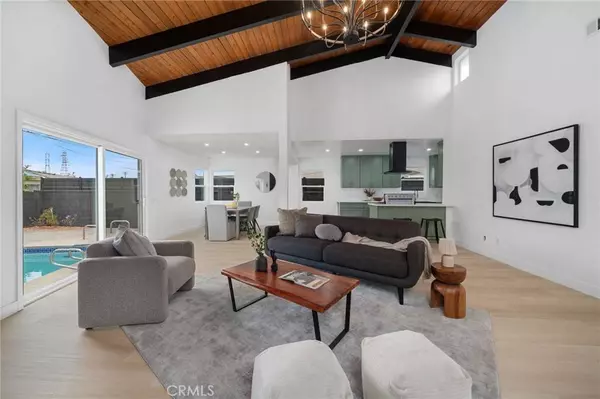 6316 Michelson ST, Lakewood, CA 90713