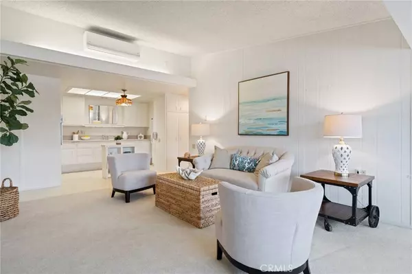 1670 Interlachen RD #43J, Seal Beach, CA 90740