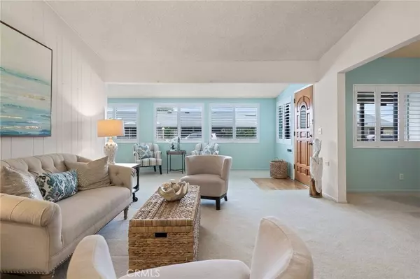 1670 Interlachen RD #43J, Seal Beach, CA 90740