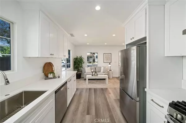 4110 E Vermont ST, Long Beach, CA 90814