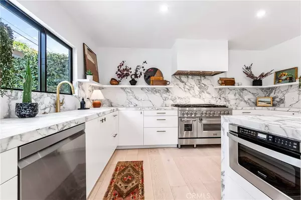 1729 Bayou WAY, Seal Beach, CA 90740