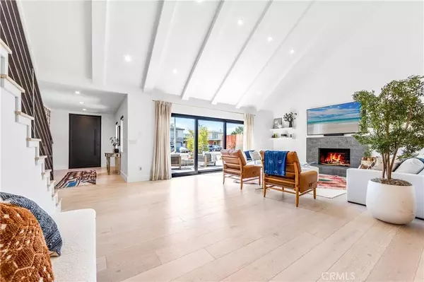 1729 Bayou WAY, Seal Beach, CA 90740