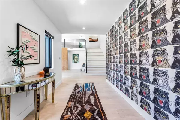 1729 Bayou WAY, Seal Beach, CA 90740