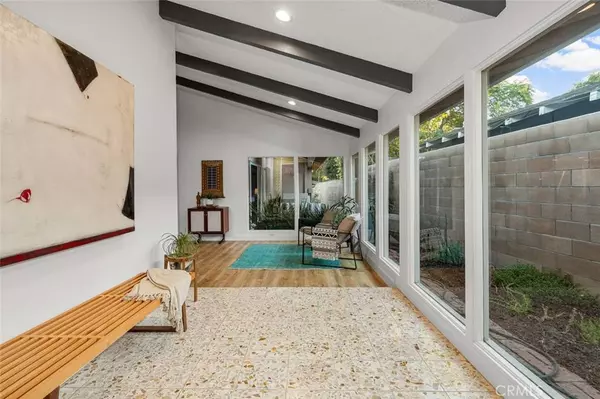 5360 E El Jardin ST, Long Beach, CA 90815