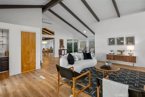 5360 E El Jardin ST, Long Beach, CA 90815