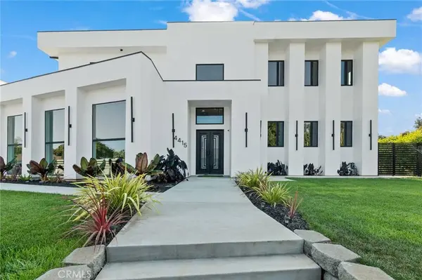 4415 Parkview DR, Lakewood, CA 90712