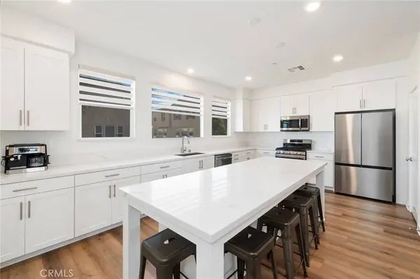 7128 Viceroy Way, Buena Park, CA 90621