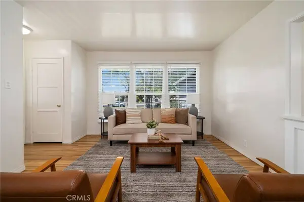 5634 Downey AVE, Lakewood, CA 90712