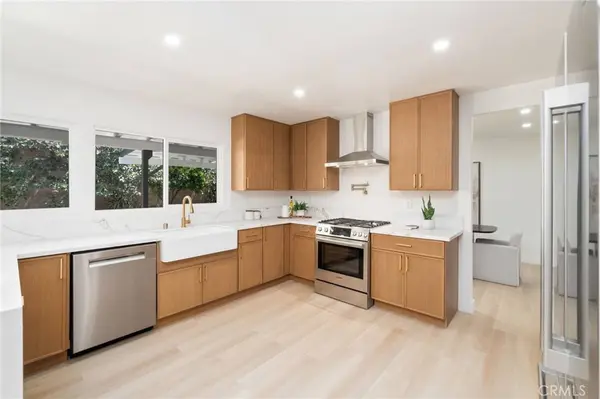8032 Lancashire CIR, La Palma, CA 90623