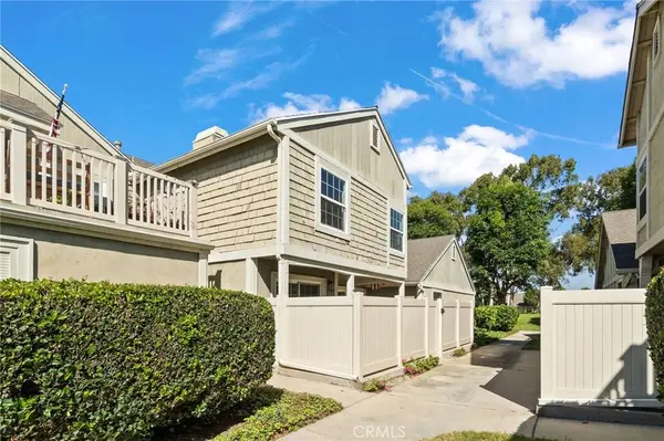 4463 Chase DR #23, Huntington Beach, CA 92649
