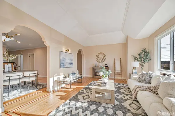 1586 44th AVE, San Francisco, CA 94122