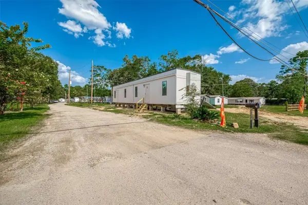 15891 Old Houston RD, Conroe, TX 77302