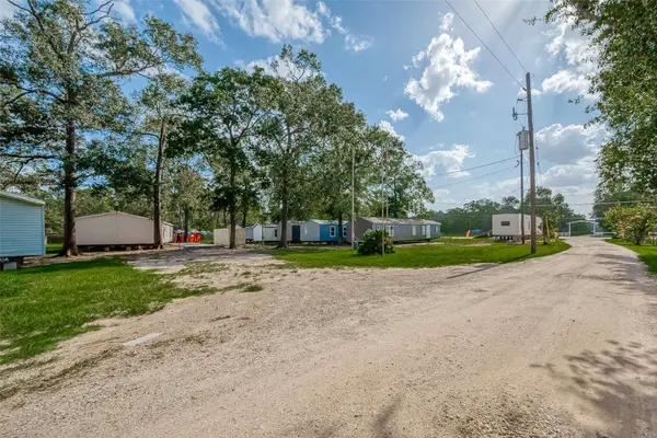 15891 Old Houston RD, Conroe, TX 77302