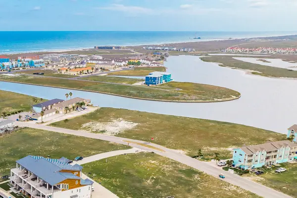 14837 14841 14846 14849 Granada DR, Corpus Christi, TX 78418