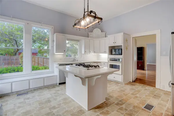 238 Bridge AVE, Glen Flora, TX 77443