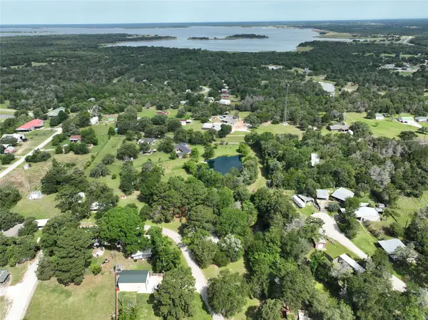 11200 Leisure RD, Brenham, TX 77833