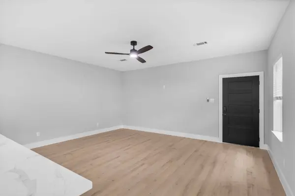 9918 Fillmore, Houston, TX 77029