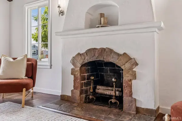 1121 Peach ST, Alameda, CA 94501