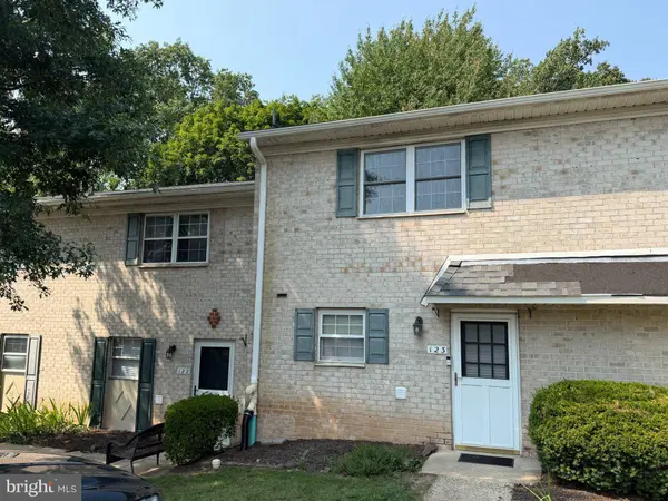 123 HAMPSTEAD DR #123, Ambler, PA 19002