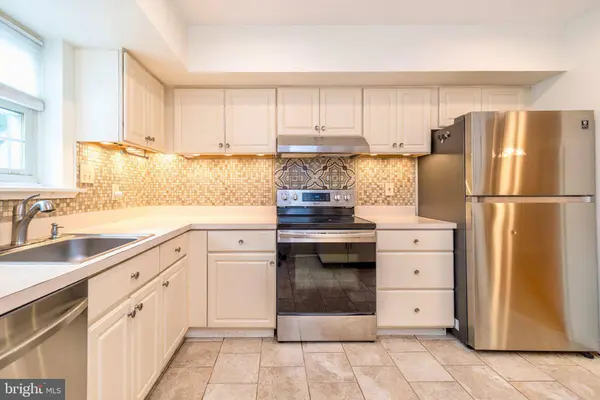 123 HAMPSTEAD DR #123, Ambler, PA 19002