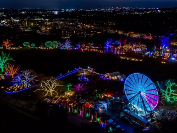 feature image of Where to See the Best Christmas Lights Around Austin &amp; Hill Country (2025 Edition)