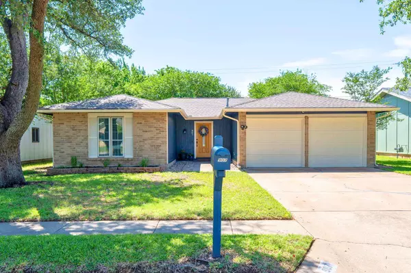 907 Cactus DR, Round Rock, TX 78681