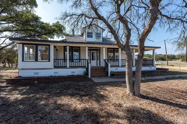 1501 Beaver LN, Florence, TX 76527