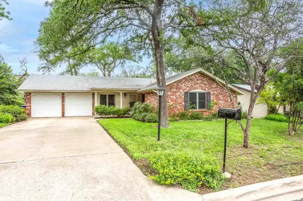 1912 Parkside LN, Austin, TX 78745