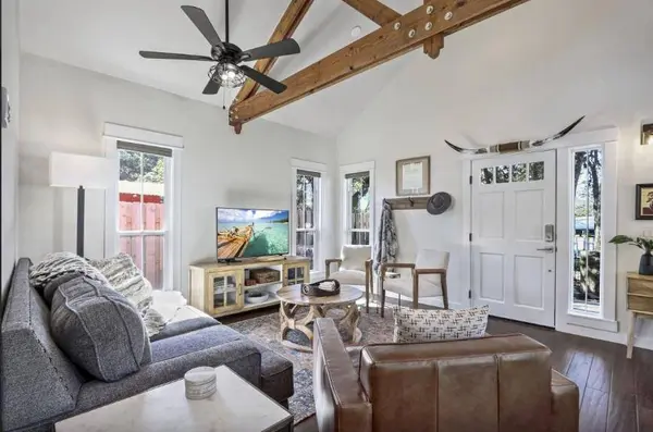 241 Haydon ST, Dripping Springs, TX 78620