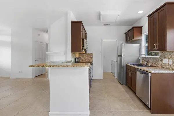 17304 Deer Creek Skyview, Dripping Springs, TX 78620