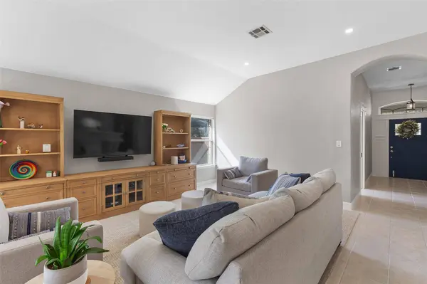 907 Kemp Hills DR, Austin, TX 78737