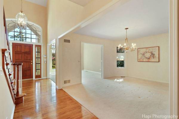 595 Edelweiss DR, Antioch, IL 60002