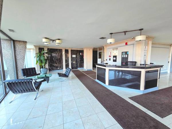 3410 N Lake Shore DR #3D, Chicago, IL 60657