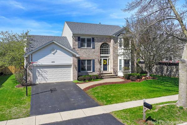 4000 PEARTREE DR, Lake In The Hills, IL 60156