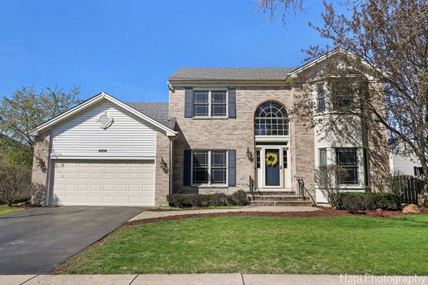 4000 PEARTREE DR, Lake In The Hills, IL 60156