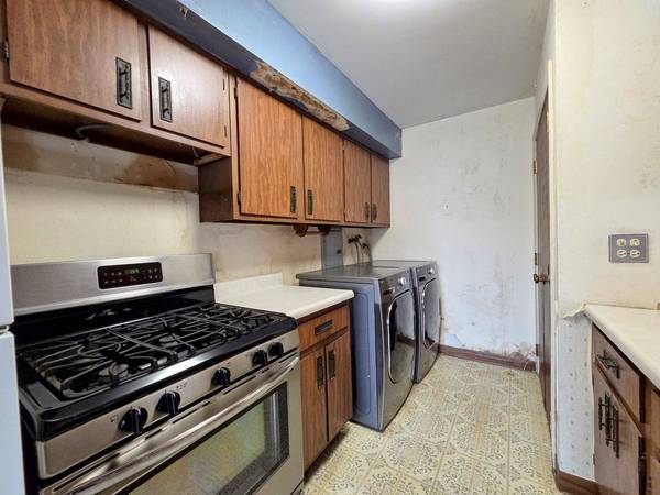 1481 QUAKER LN #117B, Prospect Heights, IL 60070