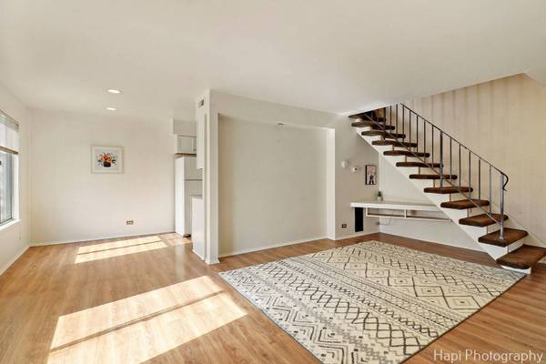 702 E OLD WILLOW RD LN #101B, Prospect Heights, IL 60070