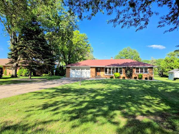 6N525 Baker DR, Itasca, IL 60143