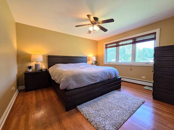 6N525 Baker DR, Itasca, IL 60143