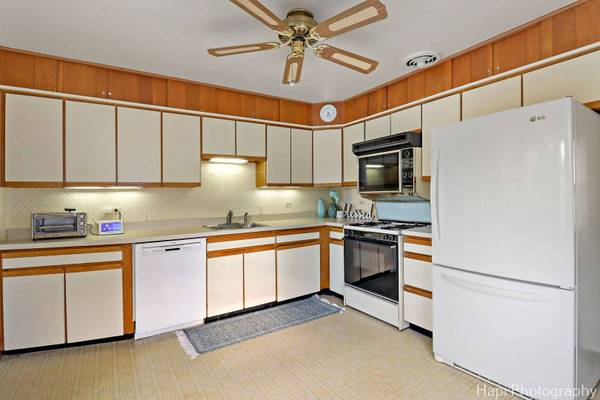 2310 Eastman ST, Rolling Meadows, IL 60008