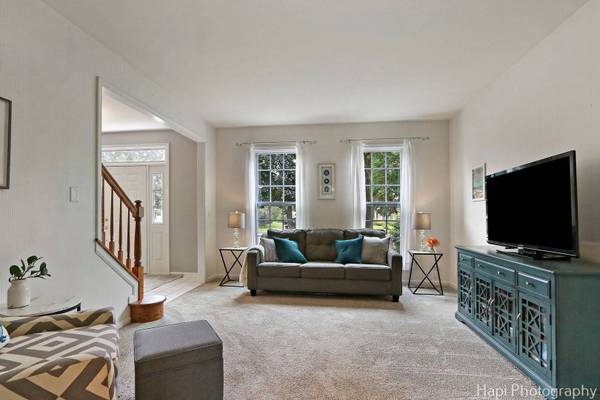 768 Wexford CT, Grayslake, IL 60030