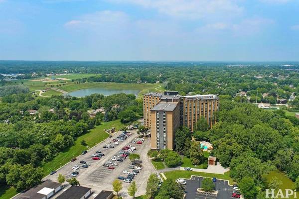 1 Renaissance PL #1119, Palatine, IL 60067