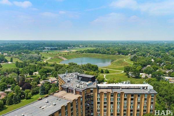 1 Renaissance PL #1119, Palatine, IL 60067