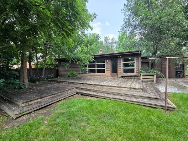 773 Lomond DR, Mundelein, IL 60060